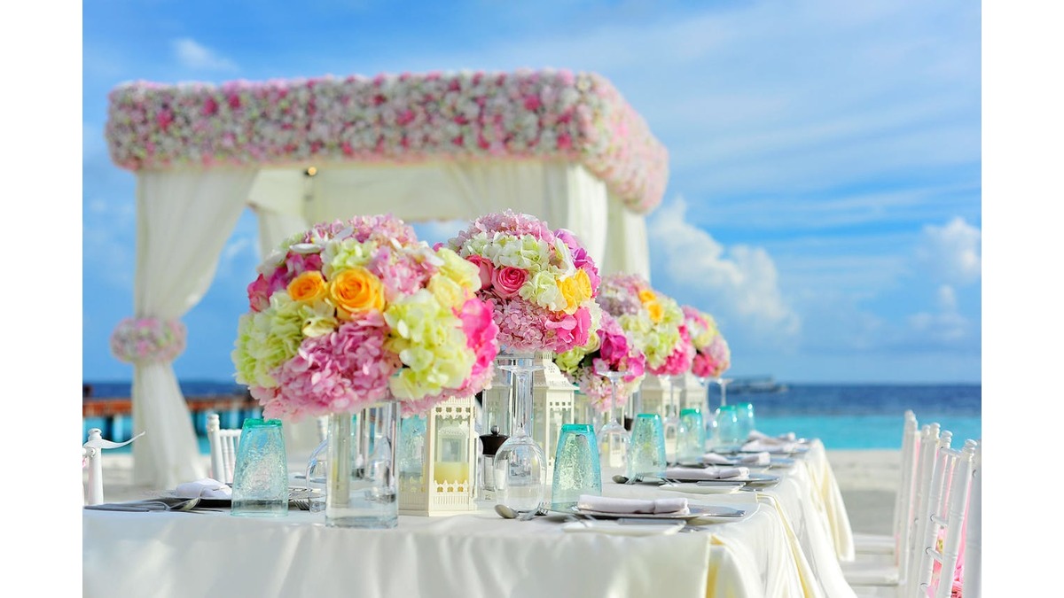 Centerpieces-at-Wedding-Receptions-nyt